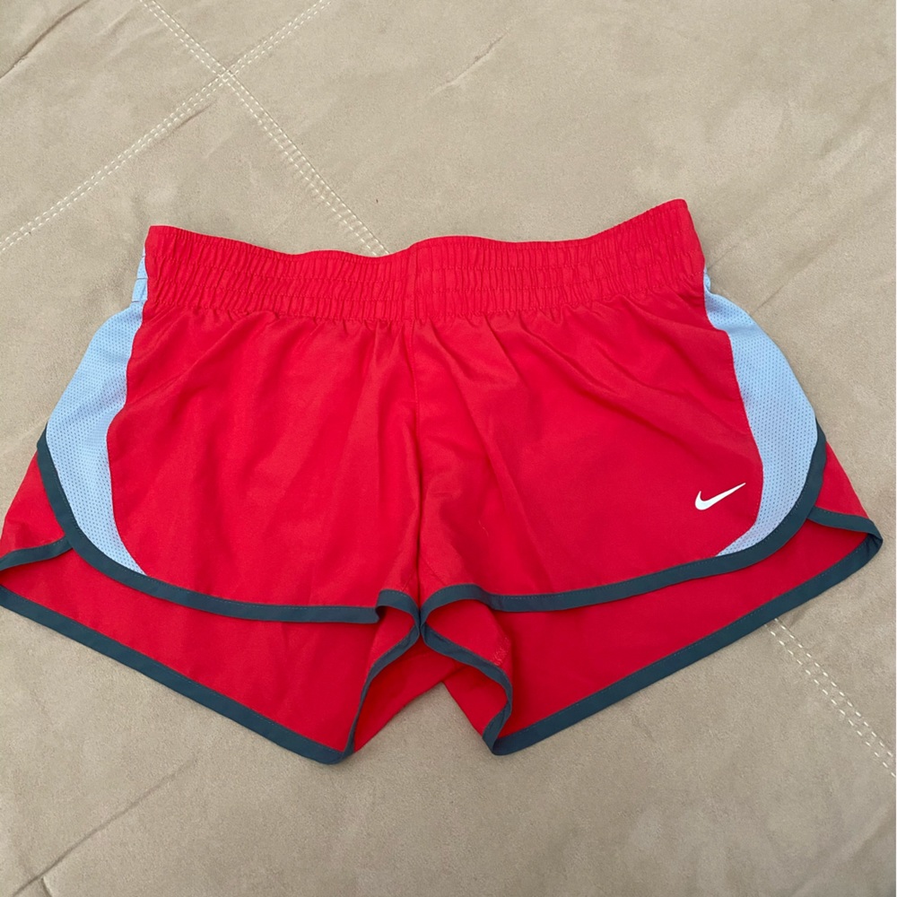 Women’s Nike dri-fit shorts